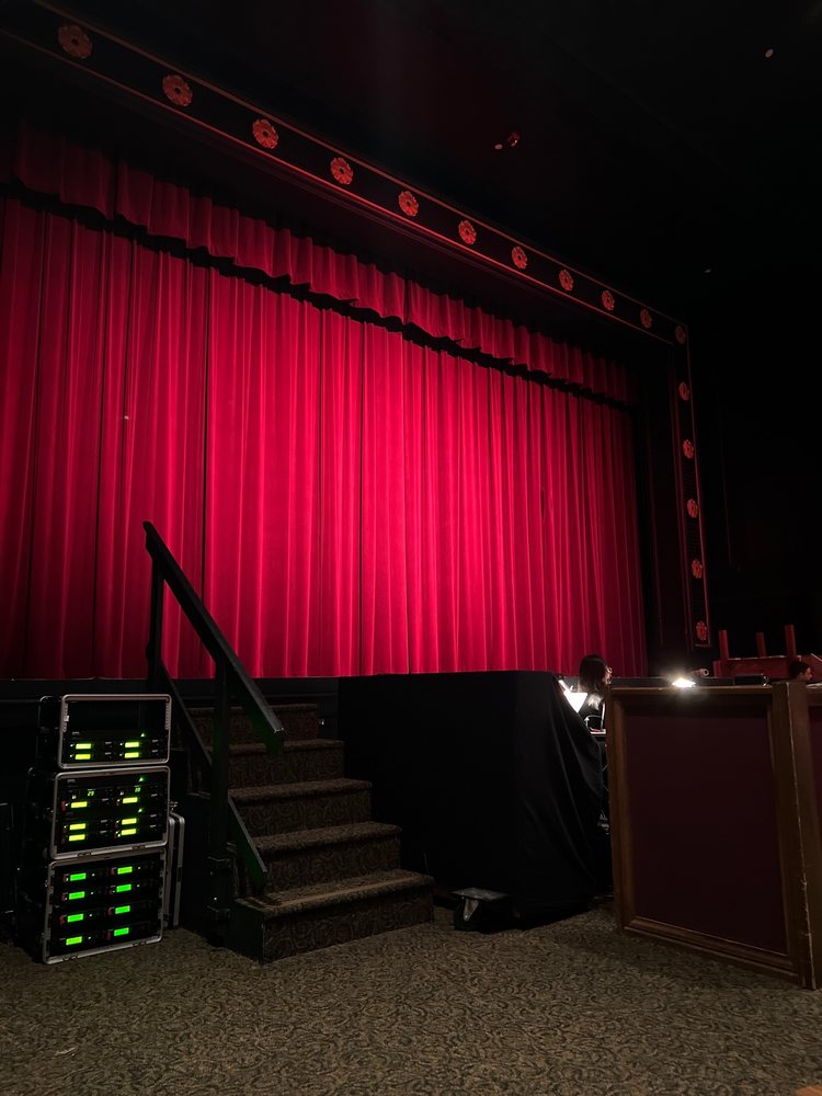 AMADOR THEATER Updated November 2024 21 Photos 1155 Santa Rita Rd