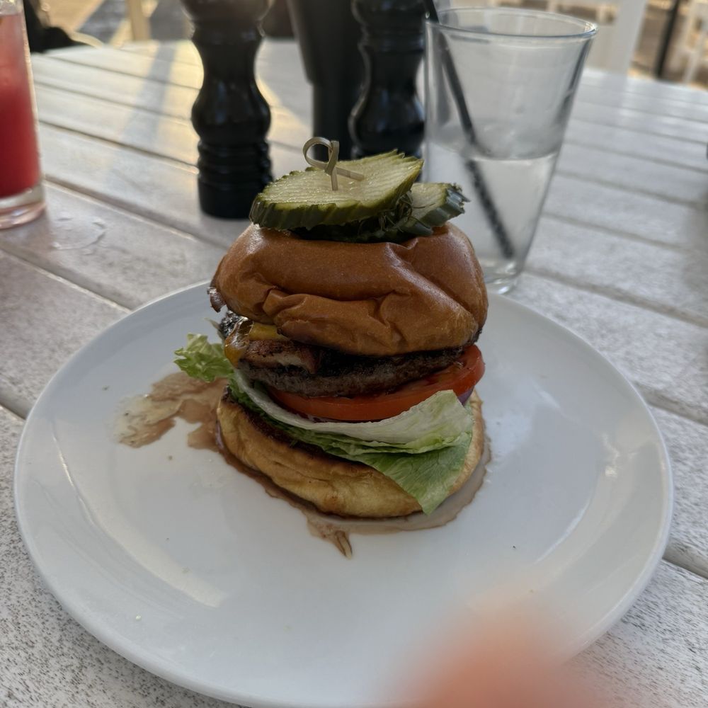 Lighthouse Restaurant - Brush Creek Ranch Wagyu Steak Burger - Seafood Near Me - Cedar Lake, Indiana