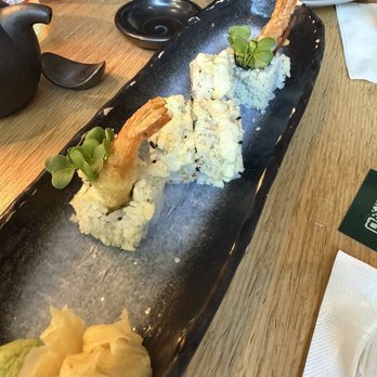 Janken - Sushi roll, I can't remember which one - Japanese Near Me - Portland, Oregon