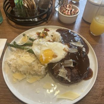 Darla Cafe  - wagyu loco moco - Asian Fusion Near Me - Saratoga, California
