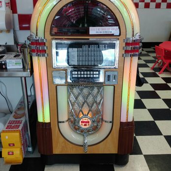 Holt's Diner - Diners Near Me - Winchester, Tennessee Holt's Diner - Diners Near Me - Winchester, Tennessee