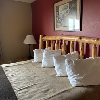 Arrowwood Lodge at Brainerd Lakes - Hotels Near Me - Baxter, Minnesota Arrowwood Lodge at Brainerd Lakes - Hotels Near Me - Baxter, Minnesota