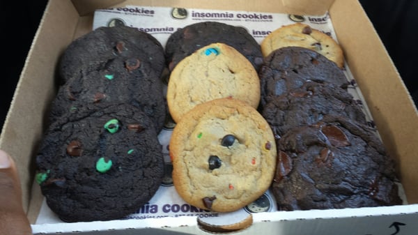 Insomnia Cookies by null