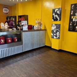 Kernels Gourmet Popcorn - Interior