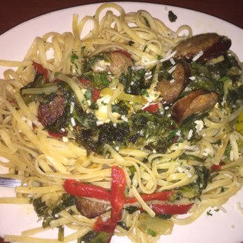 Gia's Pizzeria - A.P. Pasta - Italian Near Me - Boardman, Ohio