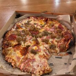 Blaze Pizza - My friend's pizza looked like this when she opened the box.