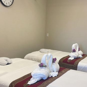 Ljn8 Thai Healing Massage - Couples massage beds - Reflexology Near Me - Houston, Texas