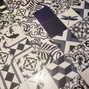 The Tavern - Black and white floor tiles also used on the bar. - Breakfast & Brunch Near Me - Miami Beach, Florida