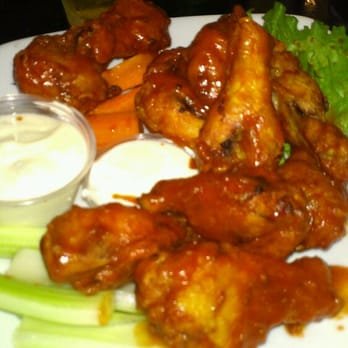 Underground Pub and Grill - Wings - Sports Bars Near Me - Hermosa Beach, California Underground Pub and Grill - Wings - Sports Bars Near Me - Hermosa Beach, California