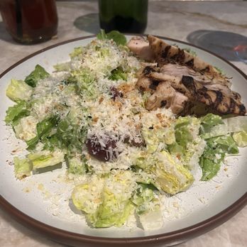 Yardbird Table & Bar - Grilled Chicken Caesar Salad - New American Near Me - Chicago, Illinois