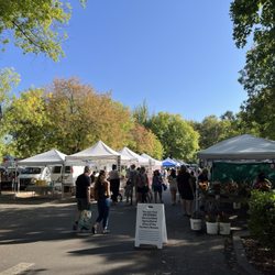 Chico Certified Farmers Market - Outside