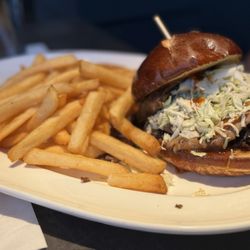 32 Brews Street - Smoked brisket