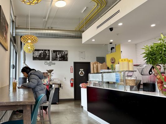 UPFORDAYZ Cafe & Bakery by null