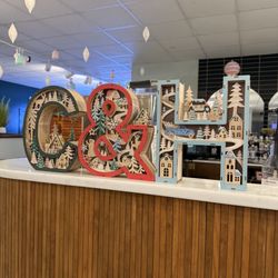 Coco and Hazel - Cute wintry decor