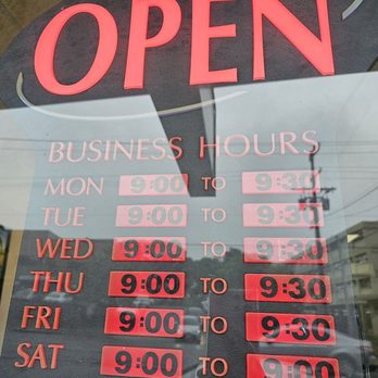 Pho Nina - Hours of operation - Vegetarian Near Me - Honolulu, Hawaii