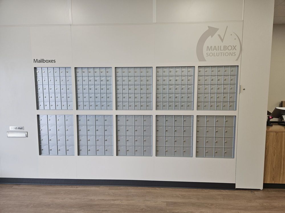 THE UPS STORE 2249 W Ball Rd, Anaheim, California Shipping Centers