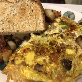 Dream Weaver Events & Catering - three egg omelet - Caterers Near Me - Prince Frederick, Maryland Dream Weaver Events & Catering - three egg omelet - Caterers Near Me - Prince Frederick, Maryland