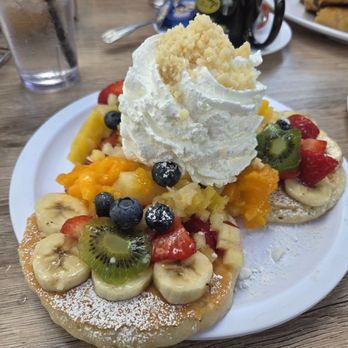 Eggs 'n Things - Rainbow fruit pancakes, as delicious as they look! - American Near Me - Kapolei, Hawaii