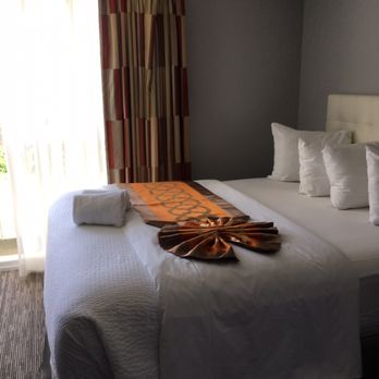 Cape Sands Inn - Queen bed - Hotels Near Me - West Yarmouth, Massachusetts Cape Sands Inn - Queen bed - Hotels Near Me - West Yarmouth, Massachusetts