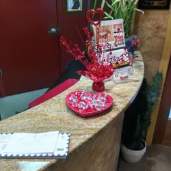 Alan N Sedell, DDS - Just proves to show he all about the money As who give out candy at a dentist office
