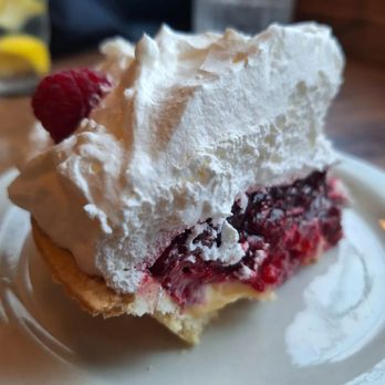 LeRoy's Blue Whale - Raspberry custard pie...yum! - American Near Me - Yachats, Oregon LeRoy's Blue Whale - Raspberry custard pie...yum! - American Near Me - Yachats, Oregon