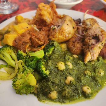 Bombay Royale - One of the best Indian buffets in the area. - Indian Near Me - Northampton, Massachusetts Bombay Royale - One of the best Indian buffets in the area. - Indian Near Me - Northampton, Massachusetts