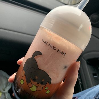 The Moo Bar - Strawbery lychee slushee with boba - Desserts Near Me - Seattle, Washington