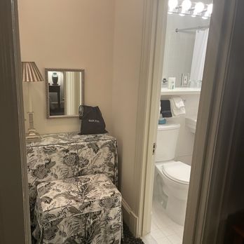 Cafe Lombardy - I did like the vanity counter and mirror between the closet and bathroom. - Breakfast & Brunch Near Me - Washington, DC, District of Columbia