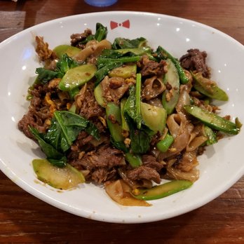 Bowl Thai - Beef pad see ew - Thai Near Me - Gardena, California Bowl Thai - Beef pad see ew - Thai Near Me - Gardena, California