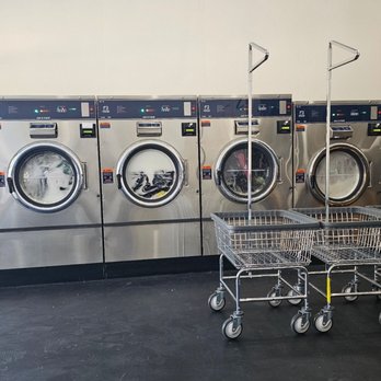 The Laundry - Working big load capacity washers - Laundromat Near Me - Mountain View, California The Laundry - Working big load capacity washers - Laundromat Near Me - Mountain View, California