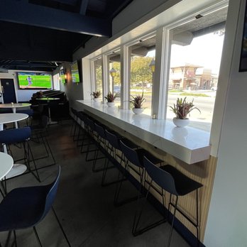 Parlor Bar - Chairs. - Sports Bars Near Me - Whittier, California