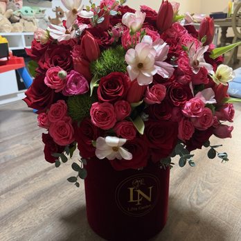 Lina Garden - Floral Designers Near Me - Van Nuys, California Lina Garden - Floral Designers Near Me - Van Nuys, California