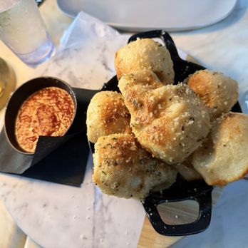 Mangoni - Pizza Near Me - Winter Garden, Florida