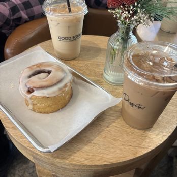 Good Source Coffee - Dirty chai, regular chai, and cinnamon roll. Pretty good! - Coffee & Tea Near Me - Escondido, California