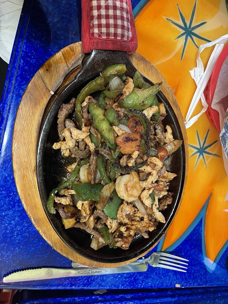 Dos Amigos Mexican Restaraunt