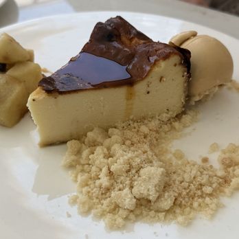 Splashes Restaurant - Dessert! - New American Near Me - Laguna Beach, California Splashes Restaurant - Dessert! - New American Near Me - Laguna Beach, California