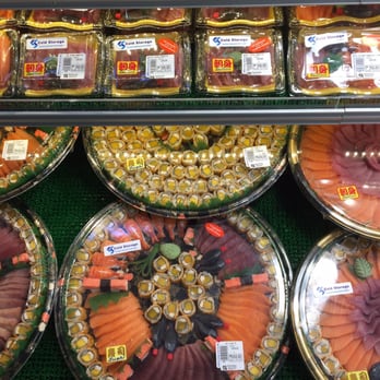 Robinsons Selections - So many sushi platter choices! - Grocery Near Me - Taguig, NCR