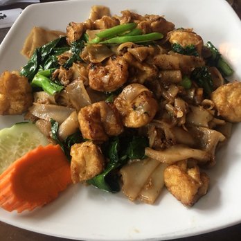 Mai Thai - Pad see ew with tofu - Thai Near Me - Washington, DC, District of Columbia Mai Thai - Pad see ew with tofu - Thai Near Me - Washington, DC, District of Columbia