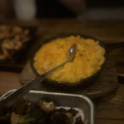 New York Butcher Shoppe & Wine Bar - Gouda mac