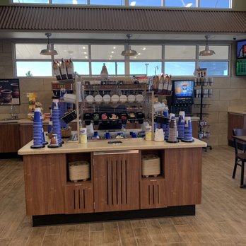 Royal Farms - Fountain drinks and coffee - Gas Stations Near Me - National Harbor, Maryland