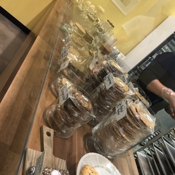 Bakeshop - Nommmm - Desserts Near Me - Arlington, Virginia