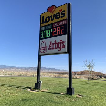 Love's Travel Stop - Gas Stations Near Me - Salina, Utah
