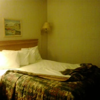 Hotel Continental - Hotels Near Me - Val-d'Or, Quebec