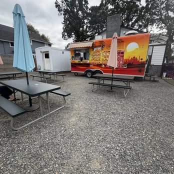 Shawarma Refuge - Clean seating areas - Food Trucks Near Me - Ridgefield, Washington Shawarma Refuge - Clean seating areas - Food Trucks Near Me - Ridgefield, Washington