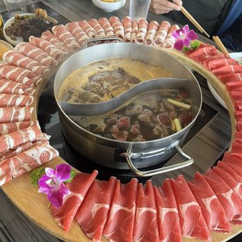 Liuyishou Hot Pot - beef & lamb platter ring - Hot Pot Near Me - San Mateo, California Liuyishou Hot Pot - beef & lamb platter ring - Hot Pot Near Me - San Mateo, California