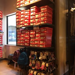 kittery outlets adidas