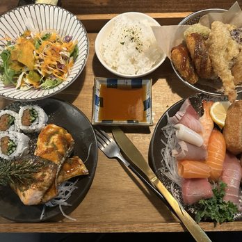 Sushi Hiro - Sushi & Sashimi Bento - Japanese Near Me - Federal Way, Washington