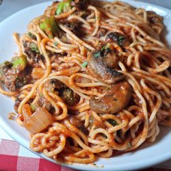 Spaghetti in tomato sauce