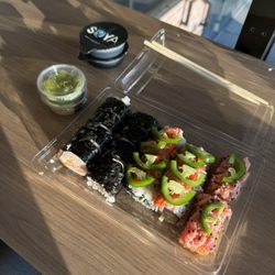 Sushi Shop - Viper and Black Mamaba Rolls with 2pieces of tuna tartare croustillantes.