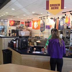 Sully's Steamers - Inside